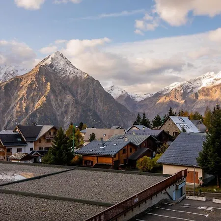 Aux Pieds Des Pistes, Les 2 Alpes * Vénosc